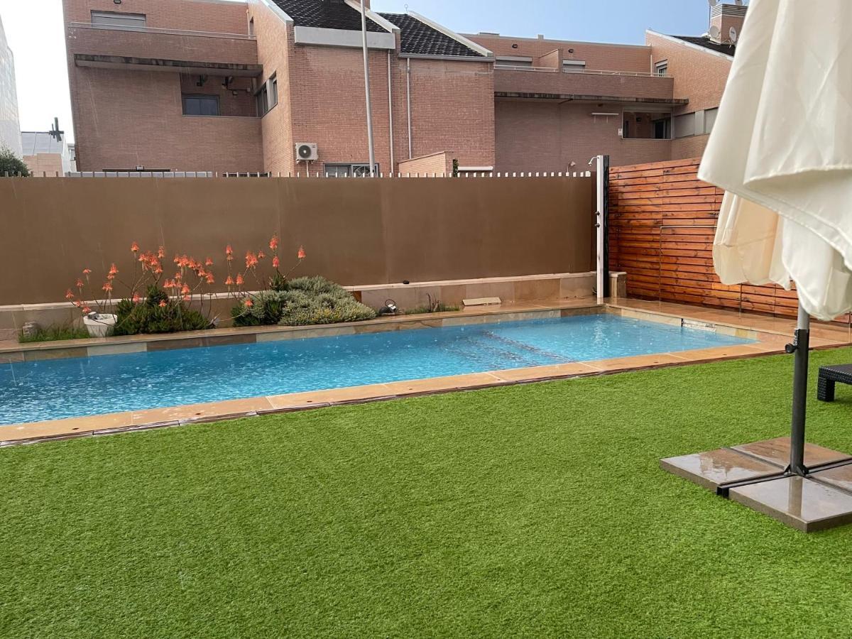 Valdevebas Chalet Con Piscina Madrid Exterior photo